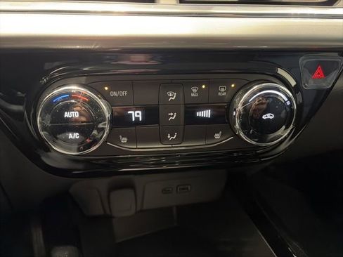 New 2026 Chevrolet Trax LT w/ Driver Confidence Package image 18