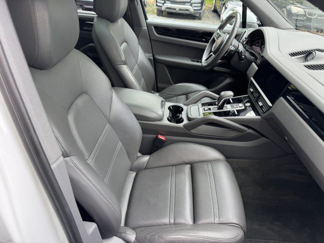 Used 2019 Porsche Cayenne AWD/4WD image 38