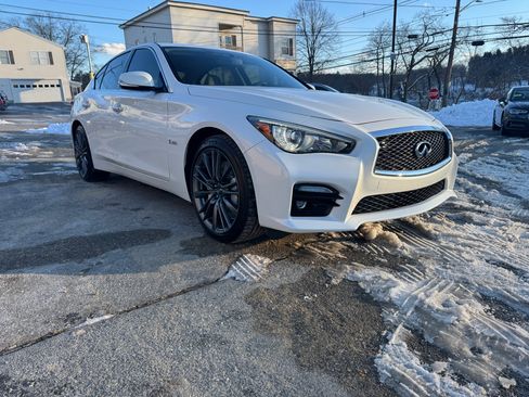 Used 2016 INFINITI Q50 Red Sport 400 image 6