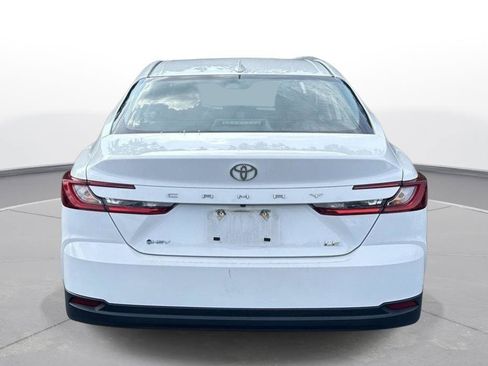 Used 2025 Toyota Camry LE FWD image 7
