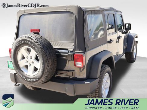 Used 2017 Jeep Wrangler Unlimited Sport w/ Quick Order Package 24S AWD/4WD image 5