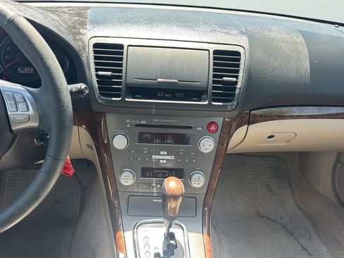 Used 2008 Subaru Outback 2.5i Limited AWD/4WD image 15
