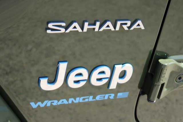 Used 2024 Jeep Wrangler Unlimited Sahara AWD/4WD image 10