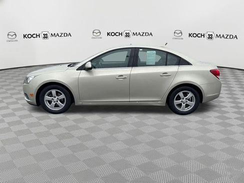 Used 2014 Chevrolet Cruze LT FWD image 4