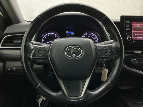 Used 2021 Toyota Camry SE FWD image 31