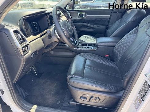 Used 2022 Kia Sorento SX Prestige image 10