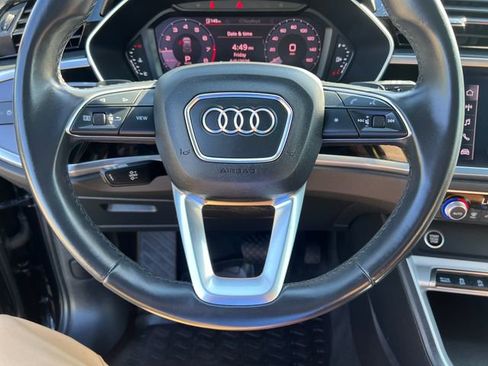 Used 2021 Audi Q3 2.0T Premium w/ Convenience Package AWD/4WD image 19