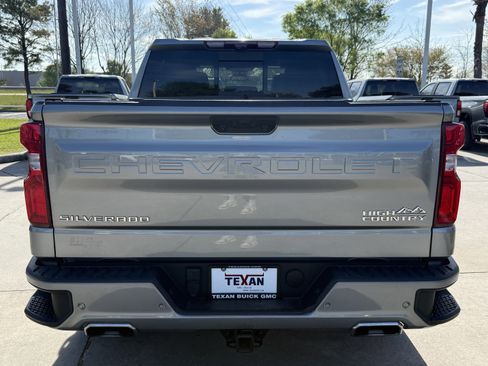 Used 2024 Chevrolet Silverado 1500 High Country w/ High Country Premium Package image 6