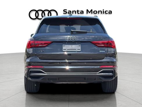 Used 2024 Audi Q3 2.0T Premium AWD/4WD image 7