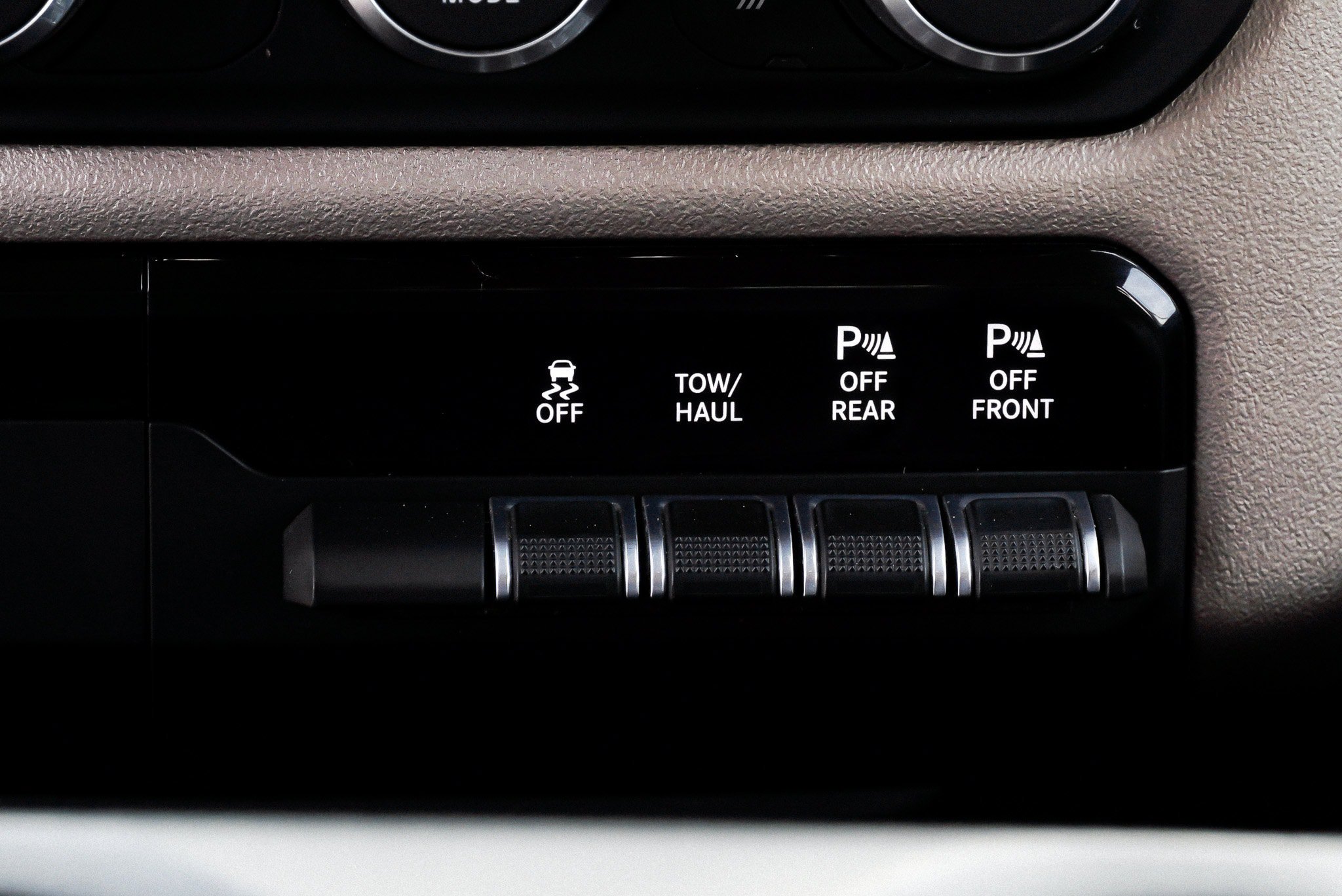 Used 2022 RAM 1500 Laramie AWD/4WD image 40