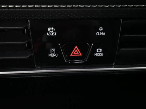 Used 2024 Volkswagen Atlas Cross Sport SEL Premium R-Line AWD/4WD image 29