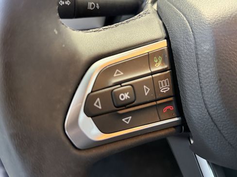 Used 2023 Jeep Compass Limited w/ Elite Group AWD/4WD image 17