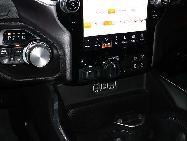 Used 2023 RAM 1500 Laramie AWD/4WD image 22