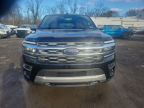 Certified 2022 Ford Expedition Max Platinum image 3