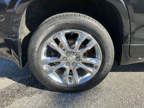 Used 2021 Chevrolet Traverse High Country w/ LPO, Floor Liner Package image 29