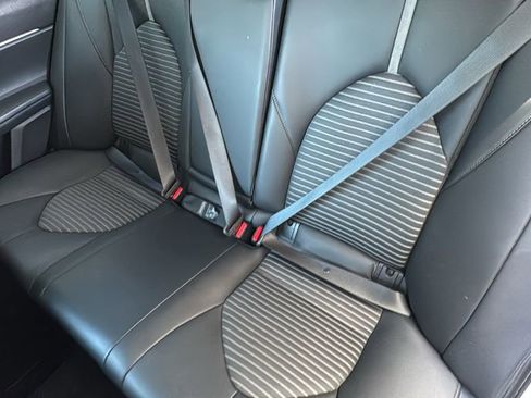 Used 2023 Toyota Camry SE FWD image 23