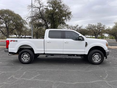 Used 2019 Ford F250 Lariat w/ Lariat Value Package image 8