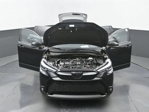 Used 2023 Toyota Corolla Cross AWD Hybrid w/ Convenience Package image 33