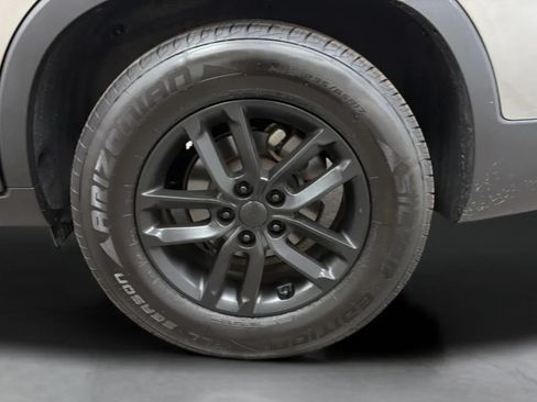 Used 2015 Kia Sorento LX FWD image 28