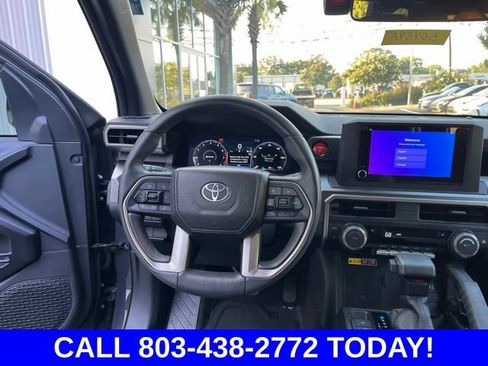 Used 2025 Toyota 4Runner TRD Off-Road AWD/4WD image 16