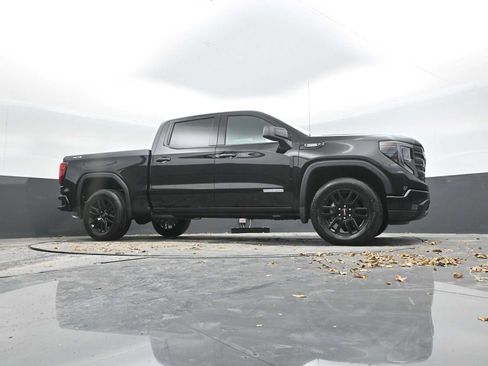 New 2026 GMC Sierra 1500 Elevation image 37