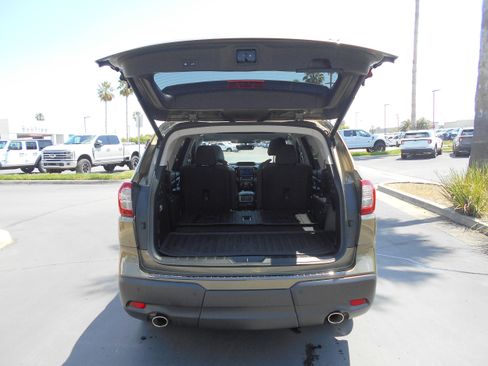 Used 2022 Subaru Ascent Onyx Edition AWD/4WD image 11