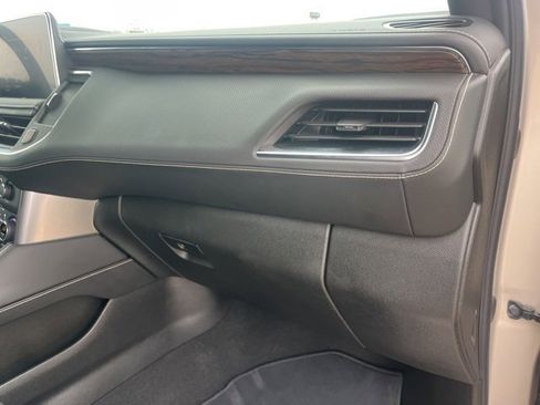 Used 2024 Chevrolet Tahoe Premier w/ Advanced Technology Package image 62