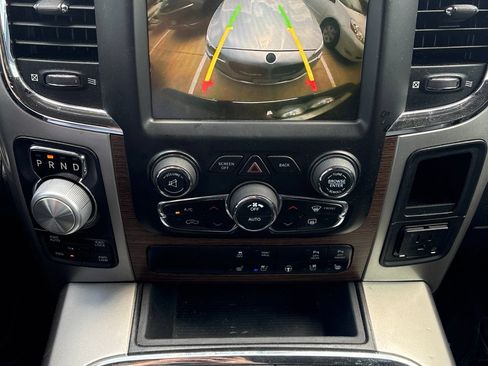 Used 2016 RAM 1500 Laramie w/ Convenience Group AWD/4WD image 14