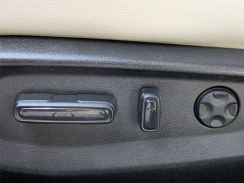 Used 2021 Honda Accord Touring image 22