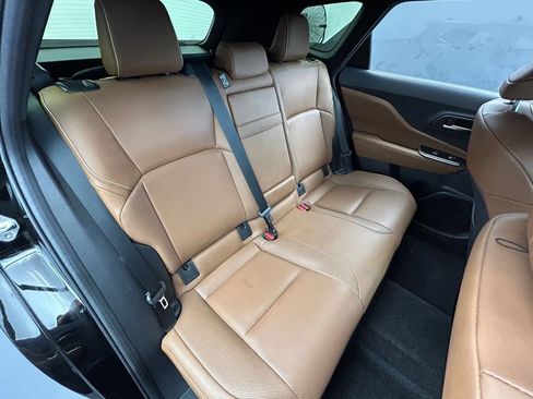 Used 2025 Toyota Crown Signia AWD/4WD image 46