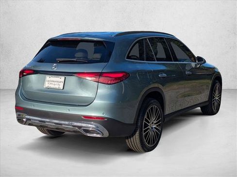 Certified 2026 Mercedes-Benz GLC 300 image 2