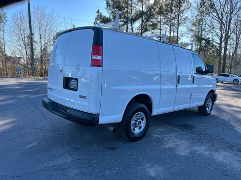 Used 2017 GMC Savana 3500 image 6
