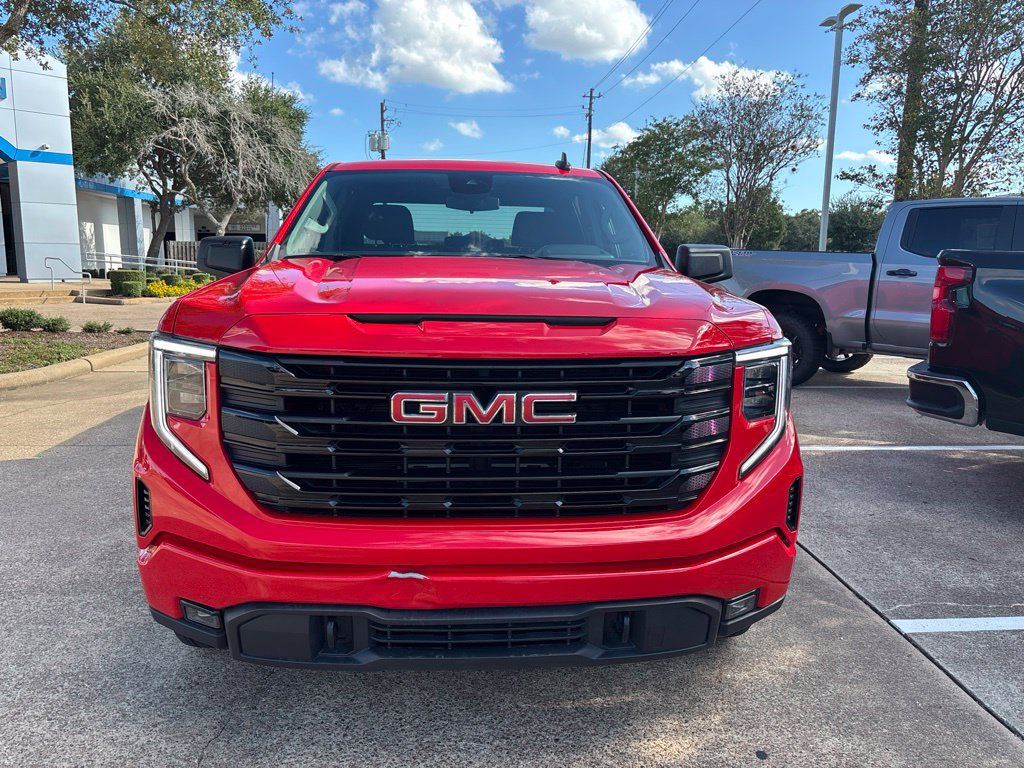 Used 2025 GMC Sierra 1500 Elevation AWD/4WD image 2
