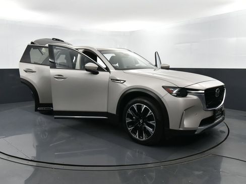 Certified 2024 MAZDA CX-90 Plug-In Hybrid w/ Premium Pkg image 42