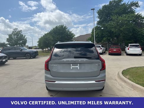 Certified 2025 Volvo XC90 B6 Plus image 6