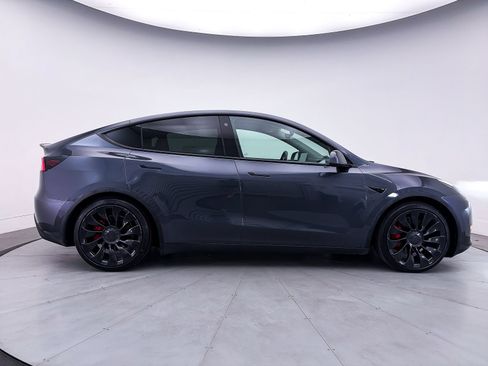 Used 2022 Tesla Model Y Performance AWD/4WD image 36