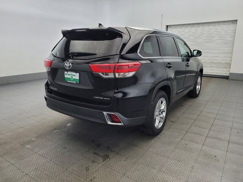 Used 2019 Toyota Highlander Limited image 9