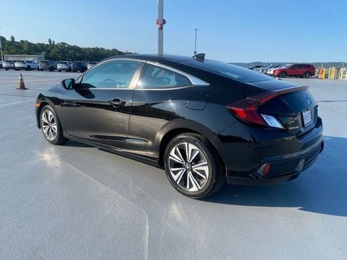 Used 2018 Honda Civic EX-T image 6