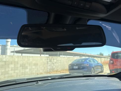 Used 2017 Dodge Challenger SXT Plus image 23