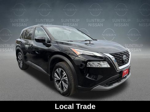 Used 2023 Nissan Rogue SV image 9