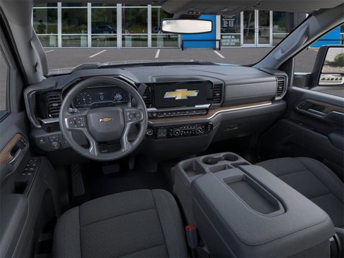 New 2026 Chevrolet Silverado 2500 LT image 15