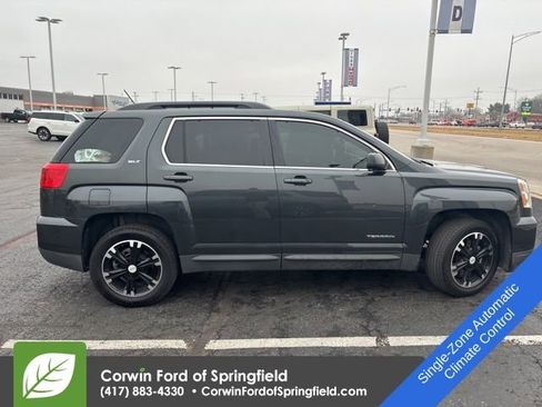 Used 2017 GMC Terrain SLT w/ Nightfall Package image 4
