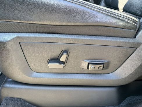 Used 2024 RAM 2500 Laramie image 19