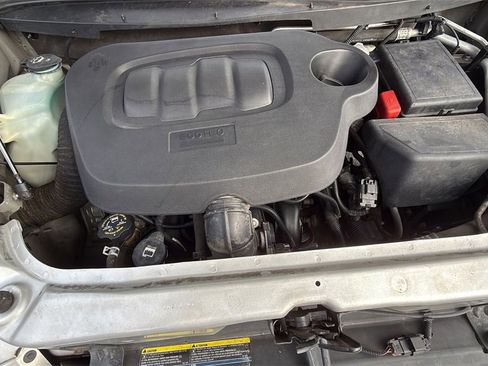 Used 2008 Chevrolet HHR LS image 20