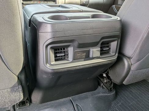 Used 2022 Chevrolet Silverado 1500 LT Trail Boss w/ LPO, Dark Essentials Package AWD/4WD image 28