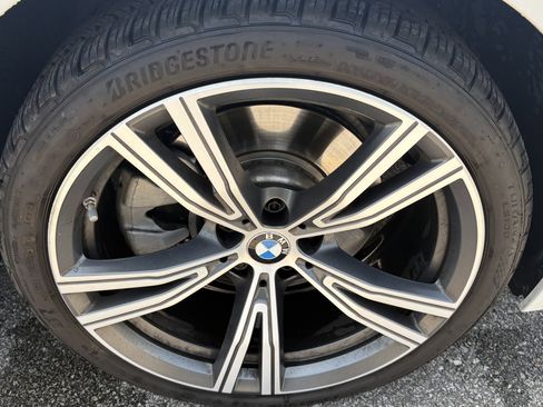 Certified 2024 BMW 330i xDrive Sedan w/ Convenience Package AWD/4WD image 15