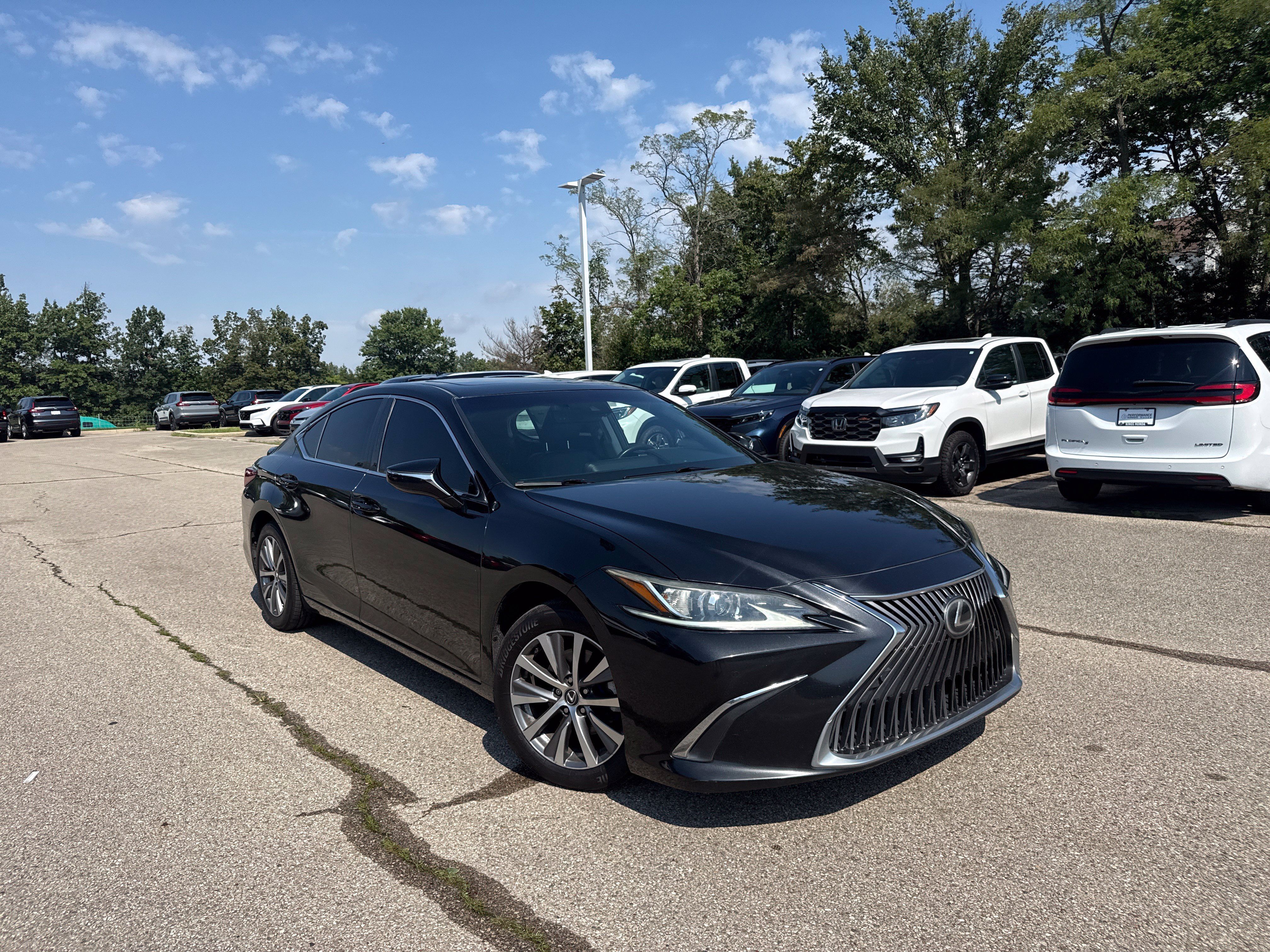 Used 2019 Lexus ES 350 w/ Premium Package FWD image 25