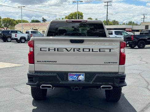 New 2026 Chevrolet Silverado 1500 Custom Trail Boss AWD/4WD image 5