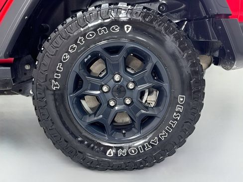 Used 2023 Jeep Wrangler Unlimited AWD/4WD image 10