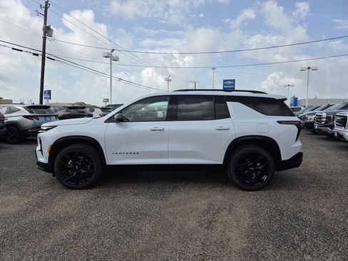 New 2026 Chevrolet Traverse RS FWD image 2